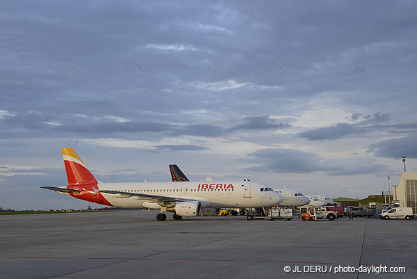 Liege airport 2016-04-03